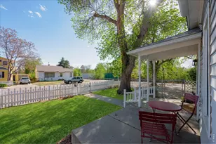 103 E 12th St, Loveland, CO 80537 - Photo 3