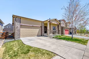 552 Newton Dr, Loveland, CO 80537 - Photo 3