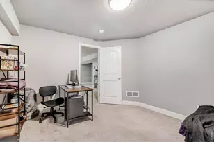 552 Newton Dr, Loveland, CO 80537 - Photo 9