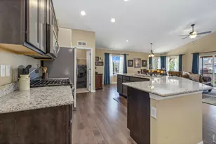 5481 Segundo Dr, Loveland, CO 80538 - Photo 5