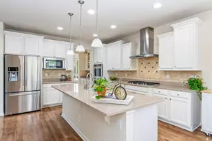 1645 Dorothy Cir, Longmont, CO 80503 - Photo 5
