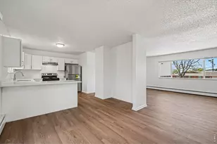 1225 S Coffman St, Longmont, CO 80501 - Photo 7