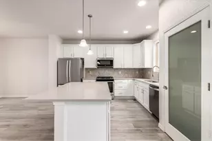 615 Brennan Cir, Erie, CO 80516 - Photo 7