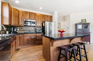 123 Falcon Ln, Lyons, CO 80540 - Photo 3