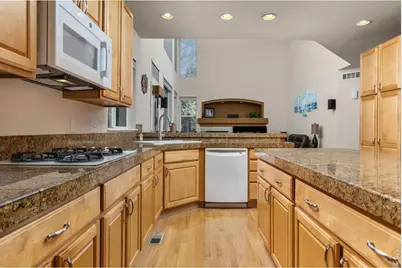 11721 Beasly Rd, Longmont, CO 80504 - Photo 9
