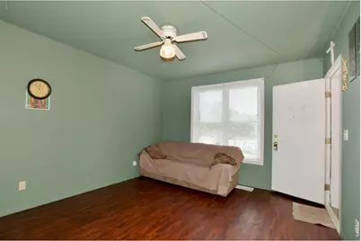913 4th St, Greeley, CO 80631 - Photo 5