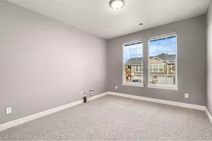1900 E Seadrift Dr, Windsor, CO 80550 - Photo 17