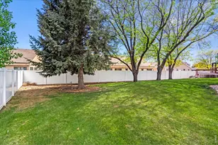 1205 Honeysuckle Ct, Windsor, CO 80550 - Photo 43