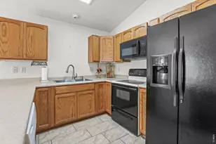 290 S 5th St Way, La Salle, CO 80645 - Photo 5