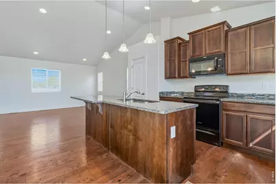 1732 Deep Woods Ln, Fort Collins, CO 80524 - Photo 11