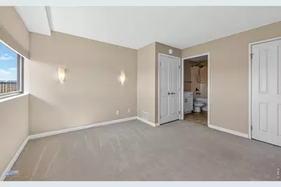 100 Park Ave W #1305, Denver, CO 80205 - Photo 13