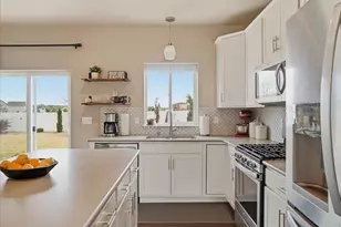 1766 Ruddlesway Dr, Windsor, CO 80550 - Photo 5