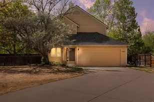 4461 Pembroke Gardens, Boulder, CO 80301 - Photo 3