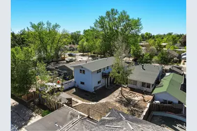 335 E 11th St, Loveland, CO 80537 - Photo 45