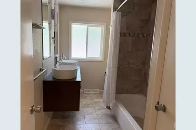 323 Douglas St, Wray, CO 80758 - Photo 7