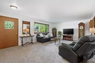 1413 Sharpe Pl, Longmont, CO 80501 - Photo 3