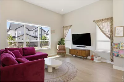 10329 E 62nd Ave, Denver, CO 80238 - Photo 7