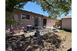 4513 Fairplay Wy, Denver, CO 80239 - Photo 3