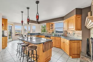 11730 Pointe View Dr, Longmont, CO 80503 - Photo 15