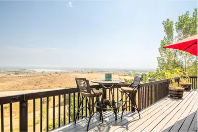 11730 Pointe View Dr, Longmont, CO 80503 - Photo 39