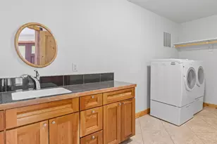 557 Grand Estates Dr, Estes Park, CO 80517 - Photo 37