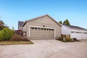 4692 Clear Creek Dr, Longmont, CO 80504 - Photo 23