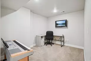 2608 Kansas Dr, Fort Collins, CO 80525 - Photo 21