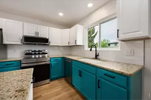 909 Willshire Dr, Fort Collins, CO 80521 - Photo 23