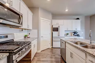 6136 B St, Greeley, CO 80634 - Photo 5