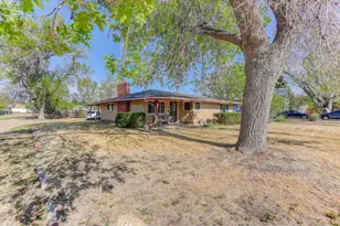 1035 N 4th St, Berthoud, CO 80513 - Photo 15