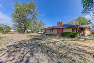 1035 N 4th St, Berthoud, CO 80513 - Photo 3