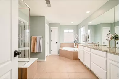14247 Hudson St, Thornton, CO 80602 - Photo 17