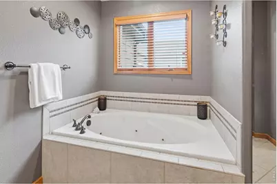 3327 Long Creek Dr, Fort Collins, CO 80528 - Photo 23