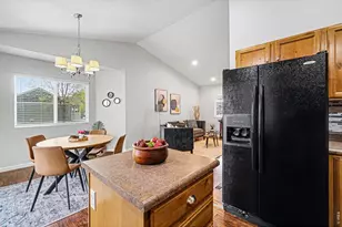 2152 E 11th St, Loveland, CO 80537 - Photo 17