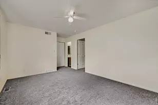 2112 Meadow Ct, Longmont, CO 80501 - Photo 15