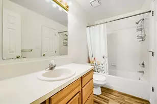 2112 Meadow Ct, Longmont, CO 80501 - Photo 17