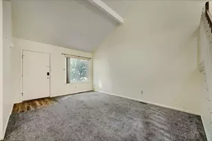 2112 Meadow Ct, Longmont, CO 80501 - Photo 7
