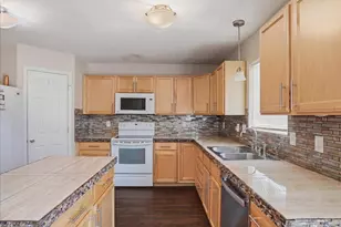 8406 17th St, Greeley, CO 80634 - Photo 11
