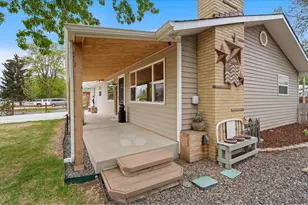 1225 N 4th St, Berthoud, CO 80513 - Photo 1