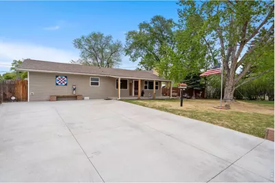 1225 N 4th St, Berthoud, CO 80513 - Photo 1