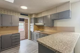 240 Villa Vista St, Sterling, CO 80751 - Photo 5
