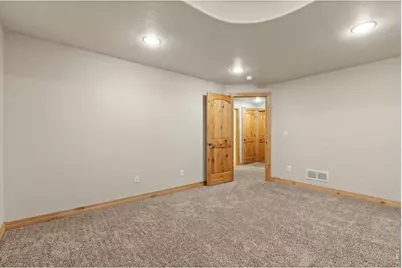 2036 Vineyard Ct, Windsor, CO 80550 - Photo 33