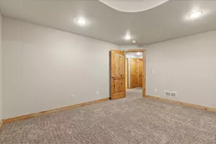 2036 Vineyard Ct, Windsor, CO 80550 - Photo 33
