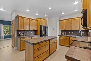 2036 Vineyard Ct, Windsor, CO 80550 - Photo 13