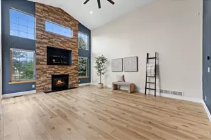 2036 Vineyard Ct, Windsor, CO 80550 - Photo 5