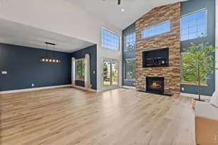 2036 Vineyard Ct, Windsor, CO 80550 - Photo 5