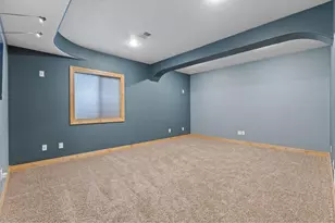 2036 Vineyard Ct, Windsor, CO 80550 - Photo 31
