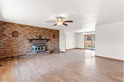 6701 Orchard Dr, Loveland, CO 80538 - Photo 3
