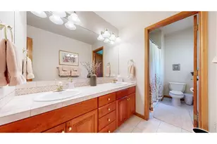 5300 Highlands Dr, Longmont, CO 80503 - Photo 35