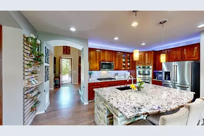 10841 Pagosa St, Commerce City, CO 80022 - Photo 9